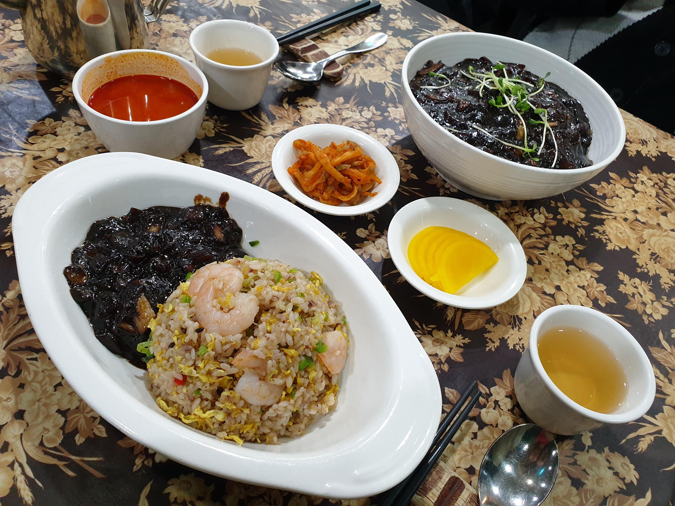 jjajangmyeon and shrimp fried rice at the restaurant jungkook dined at on his graduation day