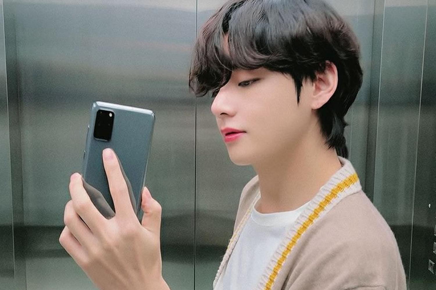 Điện thoại di động V