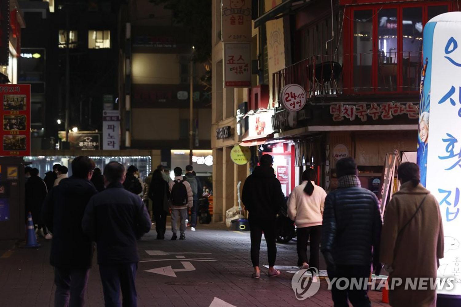 แม้ว่าจะมีการเพิ่มมาตรการการรักษาระยะห่างทางสังคมก็ตาม แต่ก็ไม่มีผลใดๆ