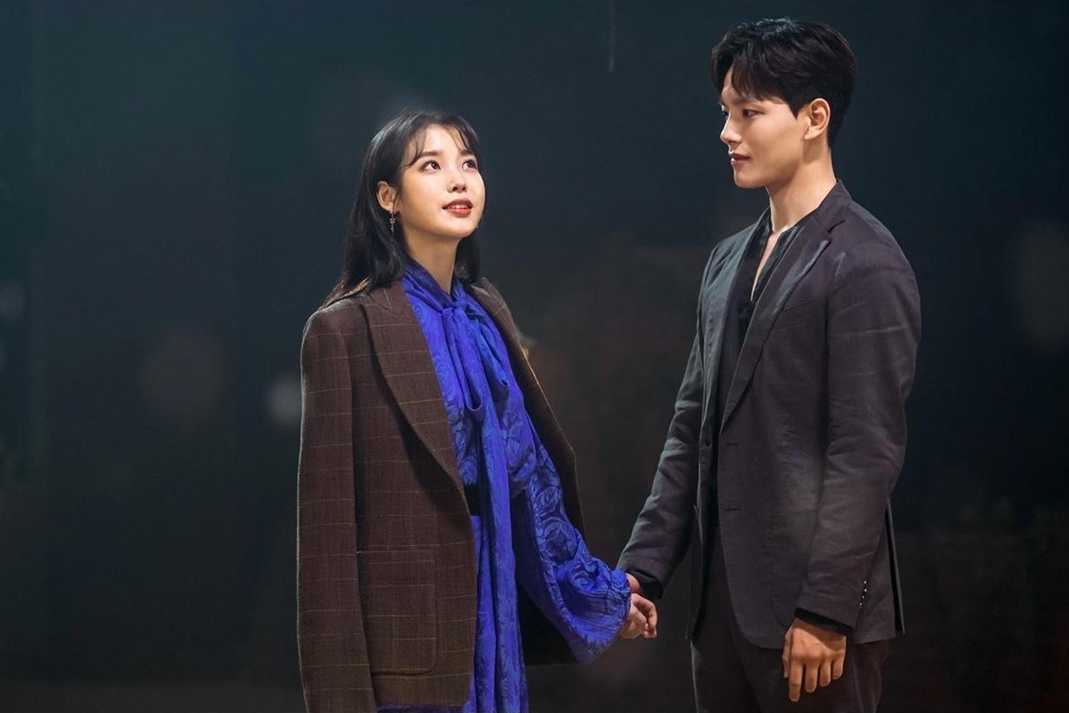 Hotel Del Luna (Khách sạn bí ẩn)  phim hàn quốc 