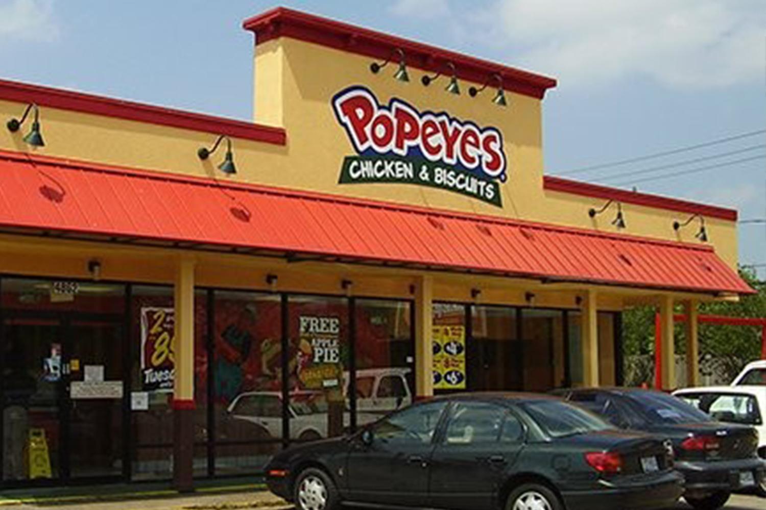 การประกาศถอนกิจการในครั้งนี้ ทำให้คนเกาหลีจำนวนไม่น้อยรู้สึกเสียใจและเสียดายร้าน 