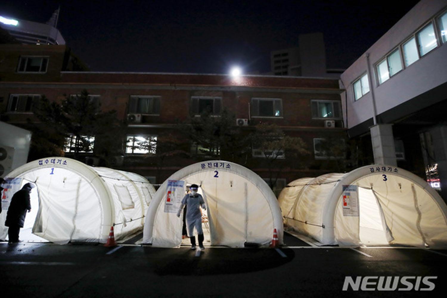 โควิดในเกาหลียังคงวิกฤตแม้จะมีการเพิ่มระยะห่างทางสังคมแล้ว