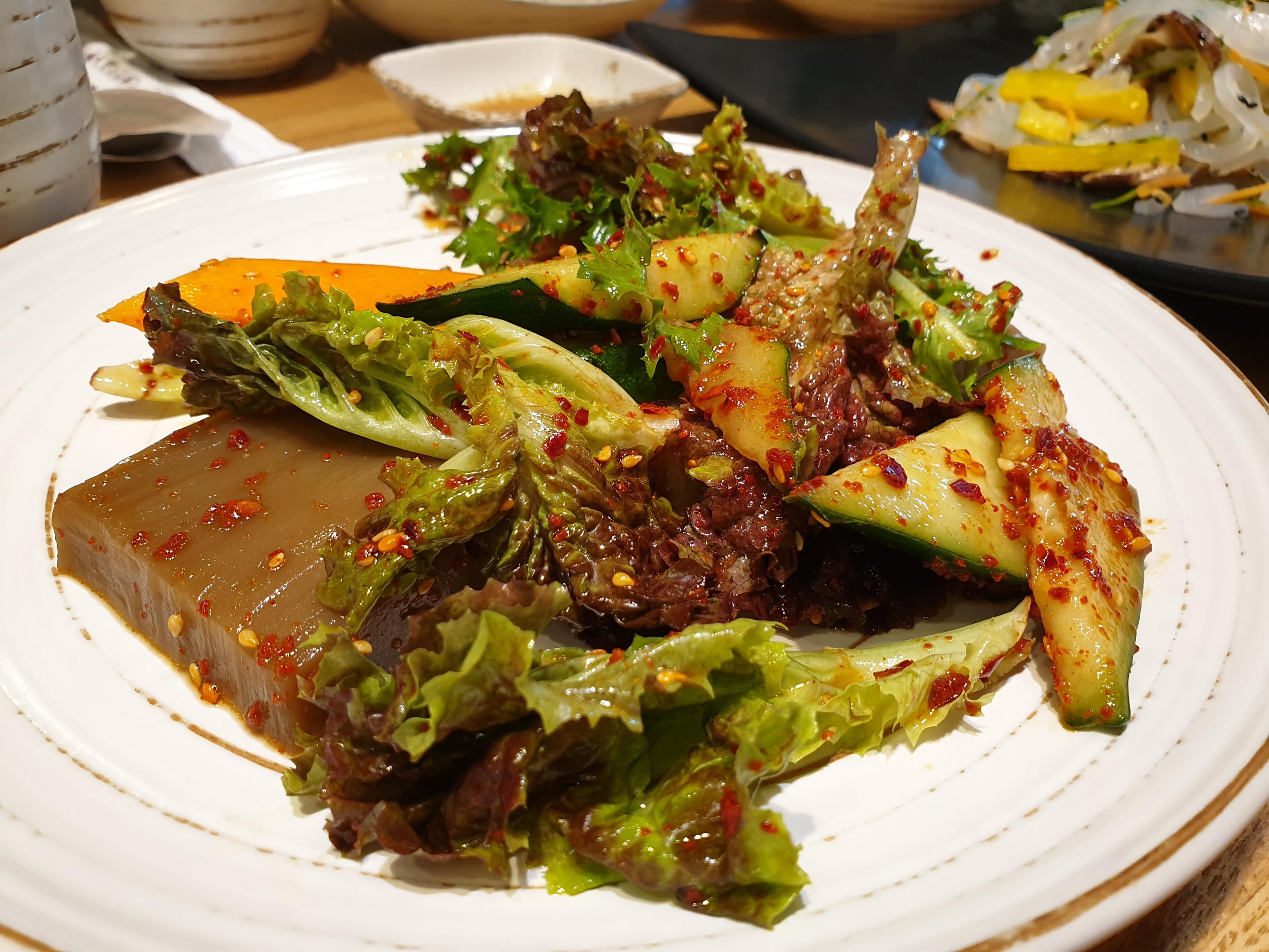 dotorimuk (acorn jelly) served at Squirrel Town Mukjip in Ilsan
