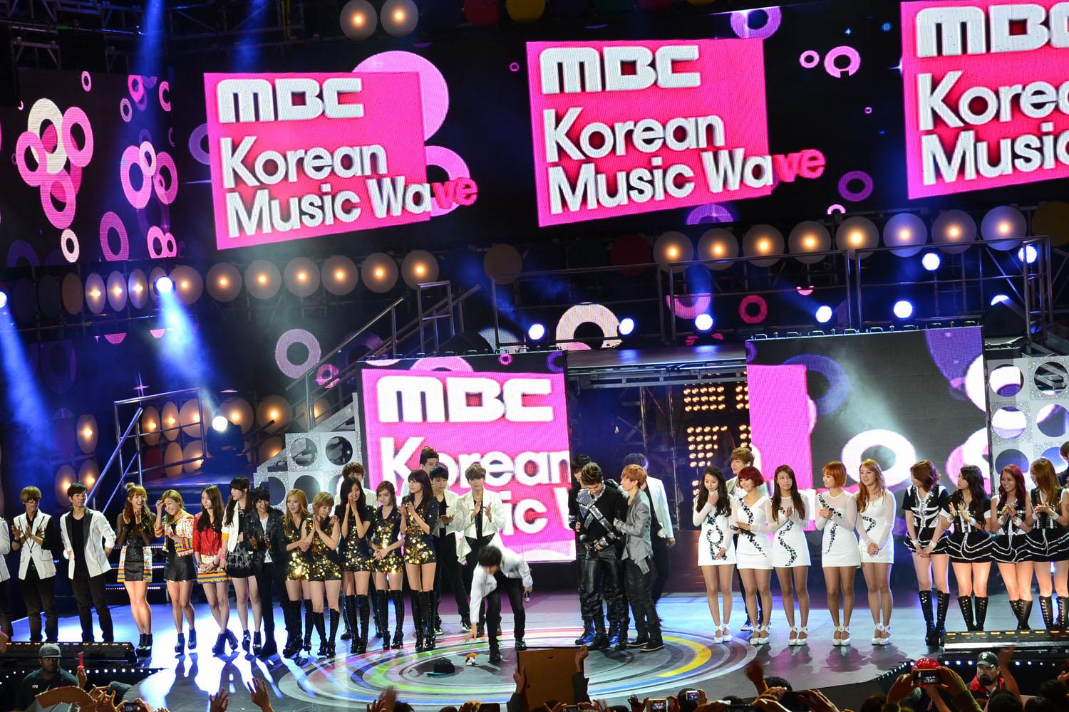 หนึ่งในสิ่งที่ทำให้คนทั่วโลกรู้จักประเทศเกาหลีใต้คือ กระแส KPOP 