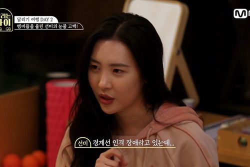 Sunmi open up about her mental health struggles on an entertainment show