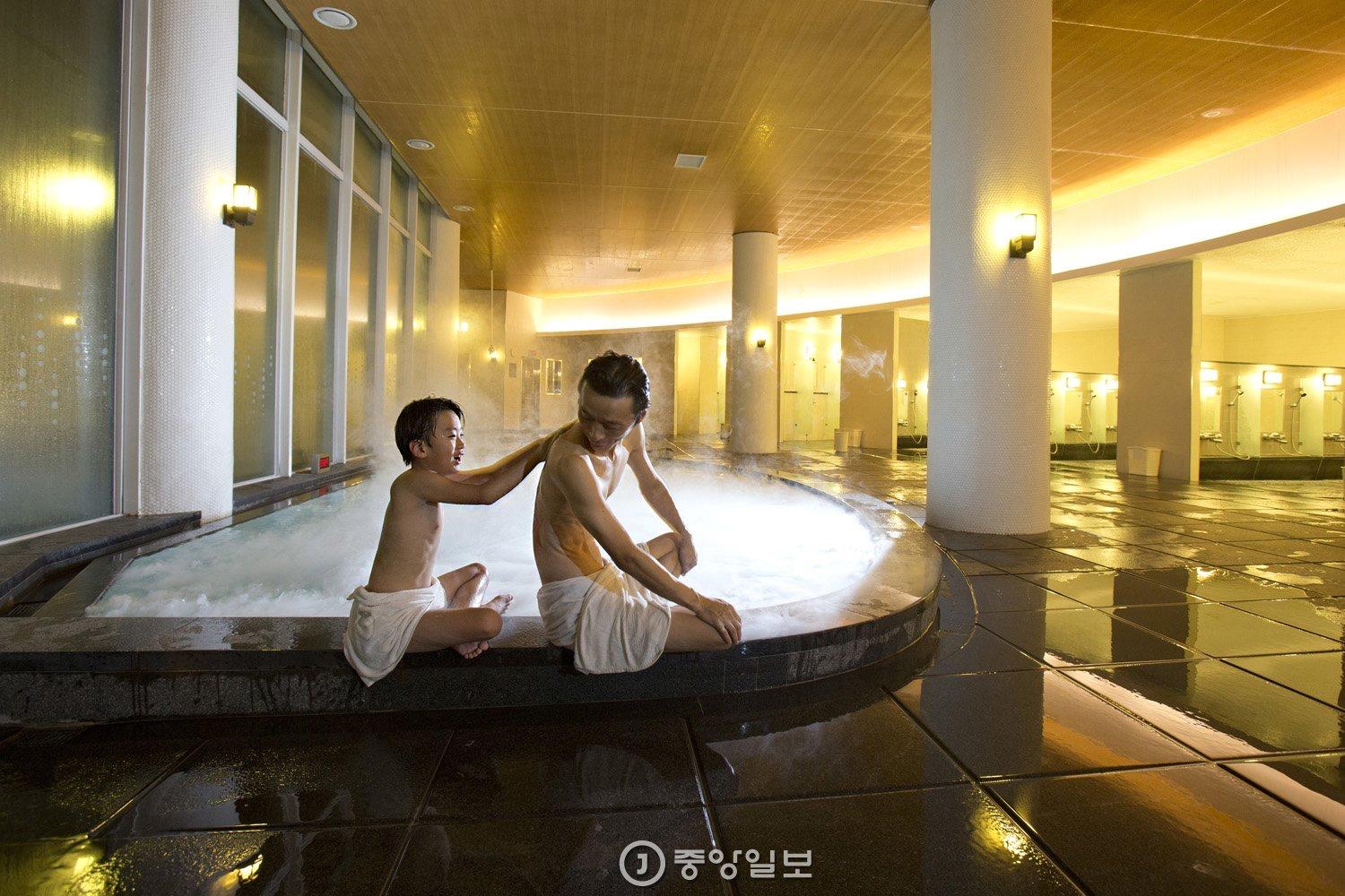 韓国銭湯、銭湯、チムジルバン、モギョクタン、ルーティン、韓国文化、人気スポット、お風呂、デトックス