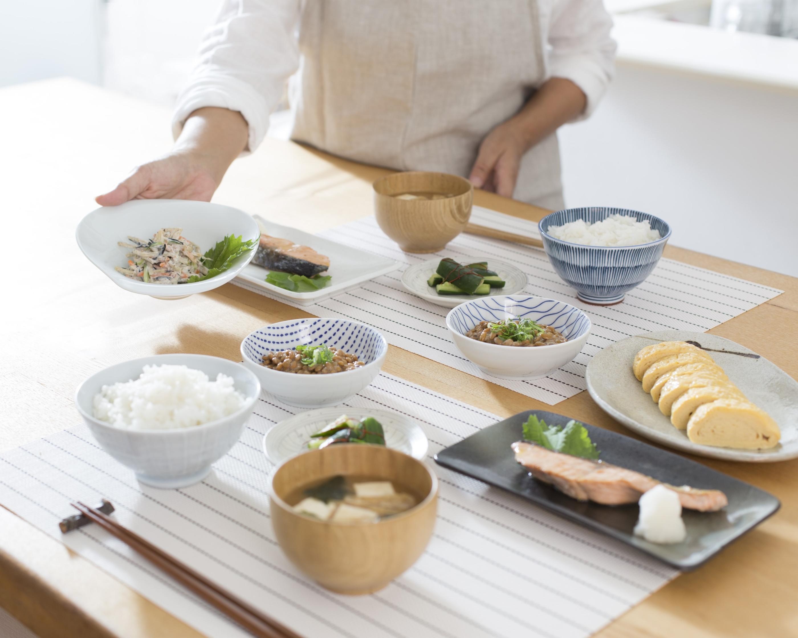 韓国文化、韓国の朝ごはん、韓国人の朝、アッチムパブ、韓国のおこげ、ヌルンジ、韓国のお粥