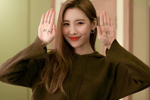 韓国芸能人、イスンギ、ユノ、東方神起、アイユ、チャウヌ、ソンジュンギ、ボア、ソンミ、全校会長、韓国、生徒会長、生徒会長出身、KPOP、学生時代