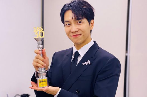 韓国芸能人、イスンギ、ユノ、東方神起、アイユ、チャウヌ、ソンジュンギ、ボア、ソンミ、全校会長、韓国、生徒会長、生徒会長出身、KPOP、学生時代