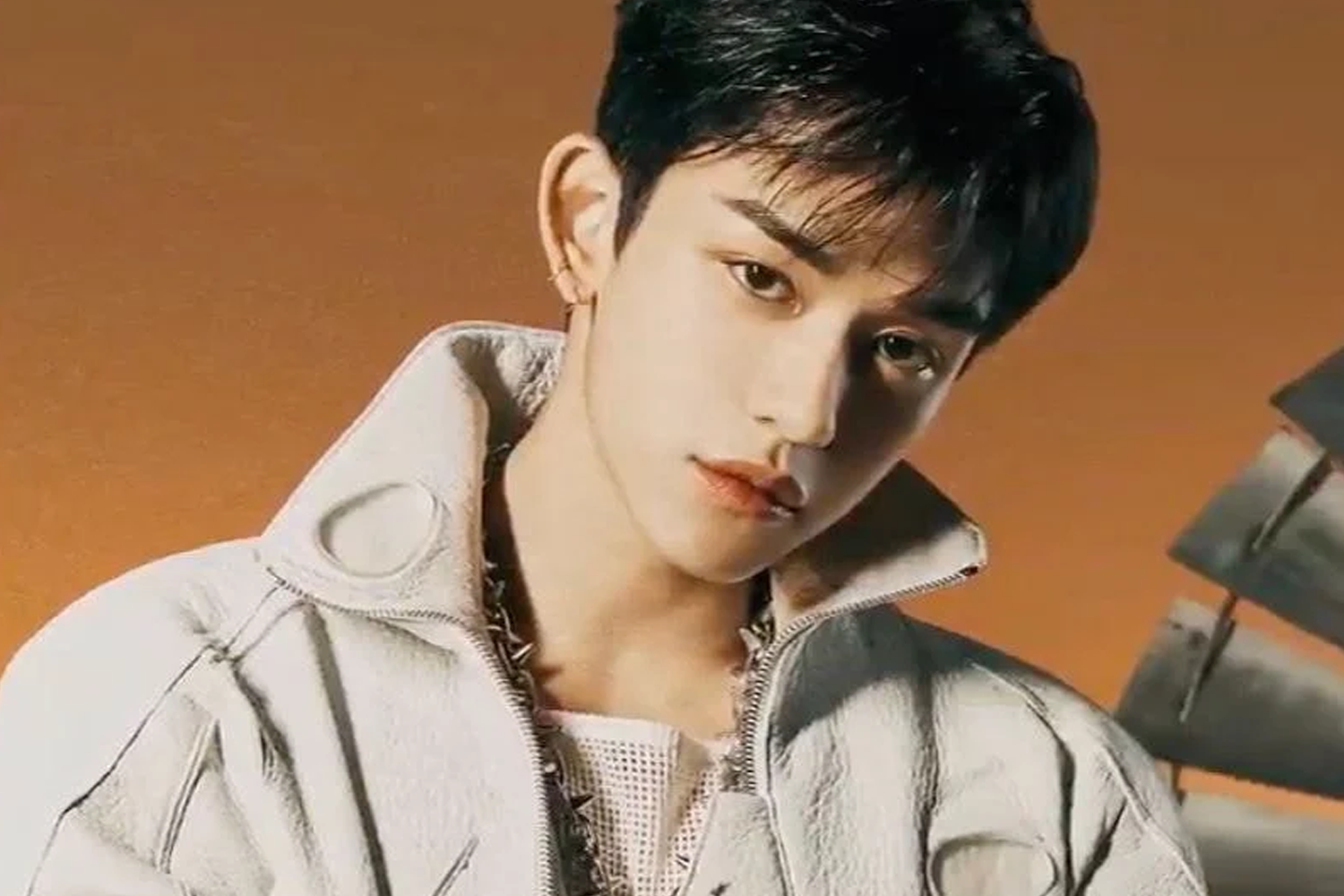 世界で最も美しい顔100人、世界で最もハンサムな顔100人、2025、2025年、韓国芸能、KPOP、韓国スター、韓国アイドル、韓国ニュース、BLACKPINK、Lisa、BTS、V