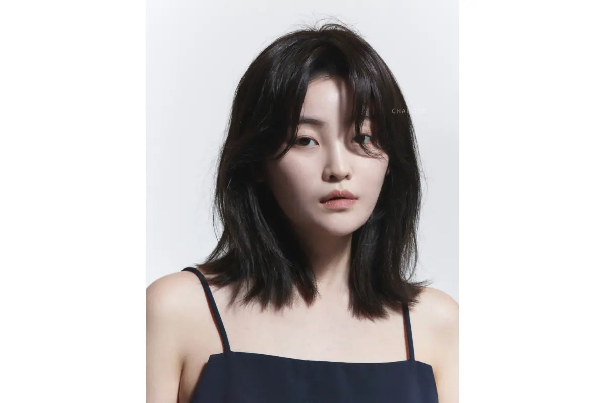 30+ Cute Short Hair with Bangs Korean Style : Soft Layered Bob with Long  Bang