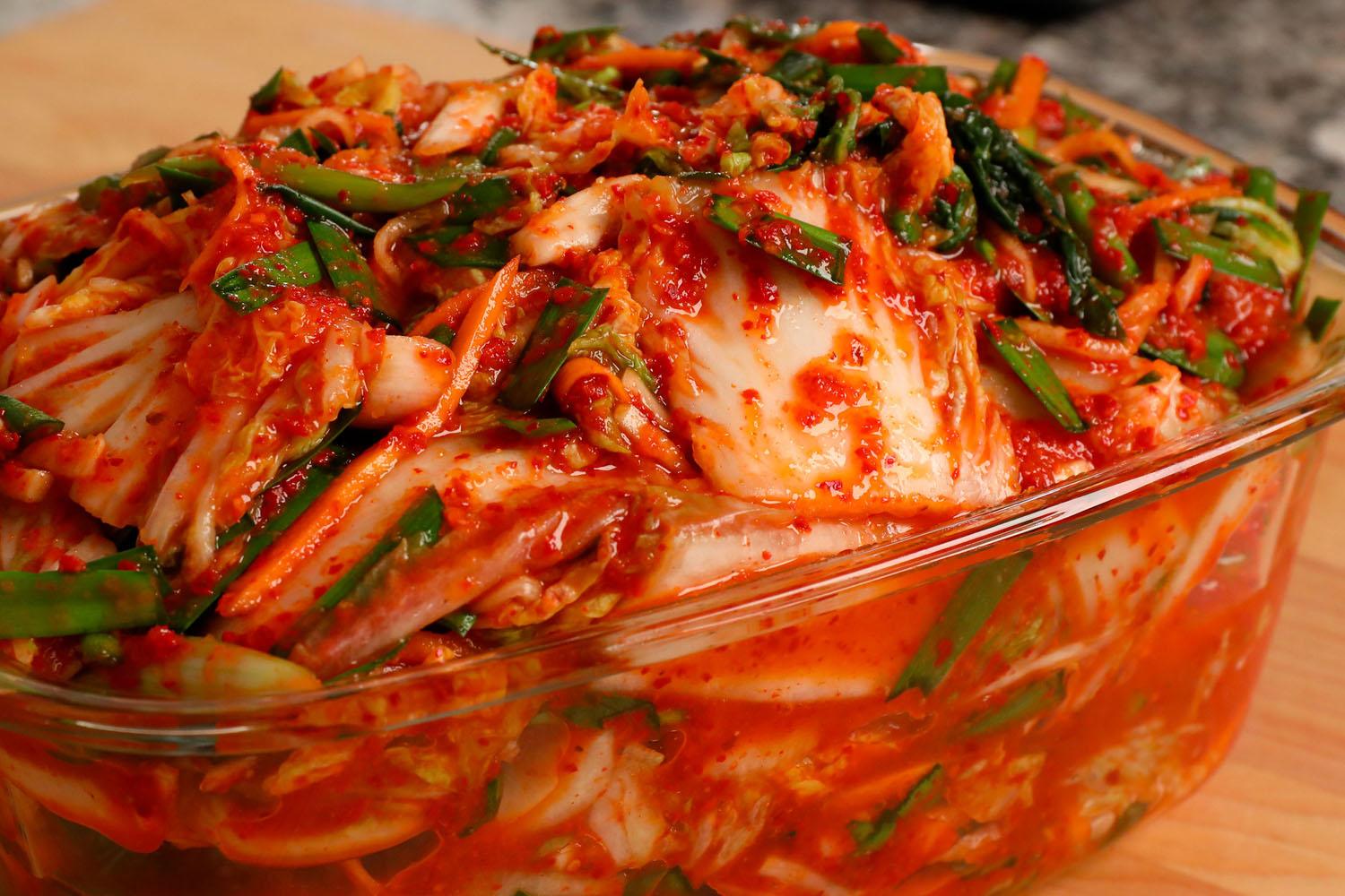 อาหารเกาหลีหลายชนิดมีกลิ่นเฉพาะตัว โดยเฉพาะอาหารที่มีส่วนประกอบของกระเทียมหรือกิมจิ