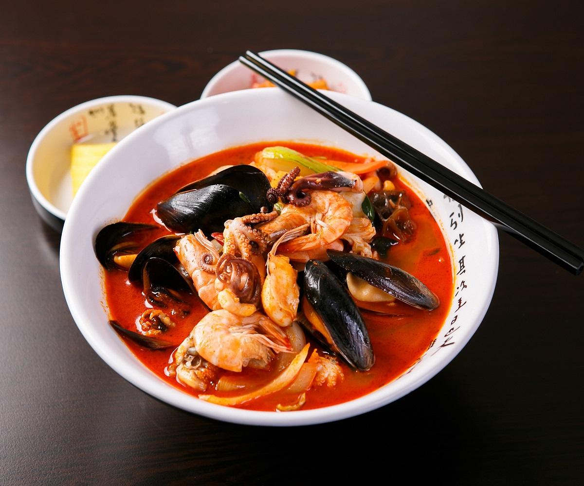 韓国文化、韓国デリバリー文化、韓国デリバリー、配達、ペダル、チキン、ジャージャー麺、チャンポン、ピザ、チャーハン、トッポギ、チョッパル、タンスユク、キムチチゲ、寿司、さしみ、刺身、デリバリーメニュー