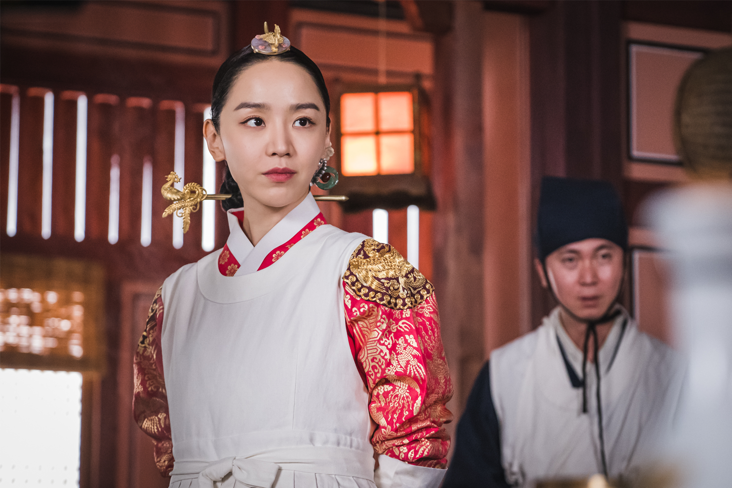 Screenshot of Kim So-Yong in the korean historical drama Mr. Queen, Kim So-...