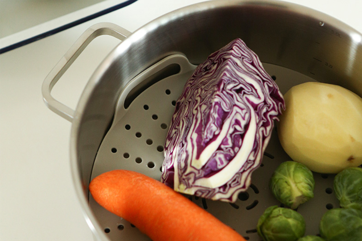 BONBON矽膠蒸盤，易於過濾多餘水分的蒸煮好助手。