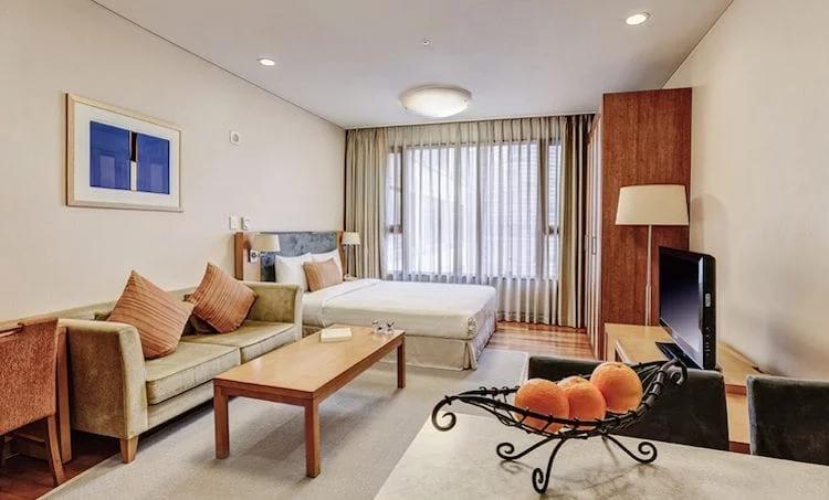 Somerset Palace Seoul room as an example of a serviced residence for seoul housing