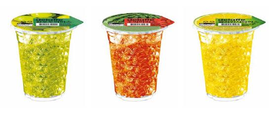 様々なフルーツフレーバーの氷カップを紹介するイメージ。韓国のコンビニCUの限定商品として、カラフルで涼しげなイメージ。