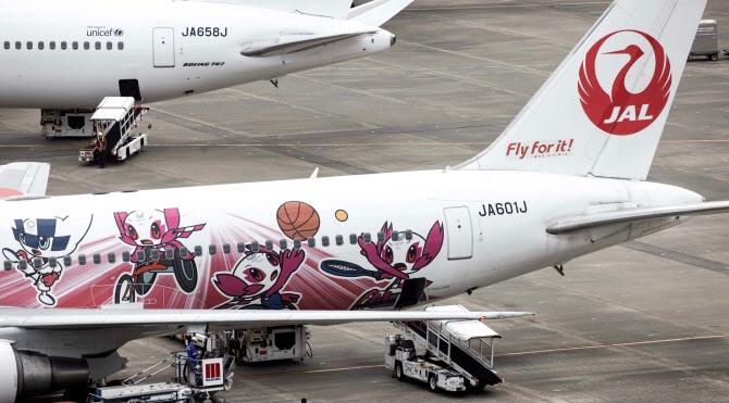 日本、韓中ビジネストラックを含め外国人の入国を全面中断