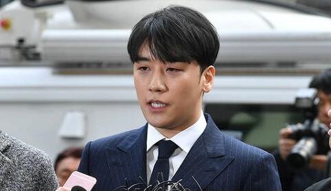 スンリ、ユ·インソクと特殊暴行教唆の嫌疑で追加起訴…暴力団と連累