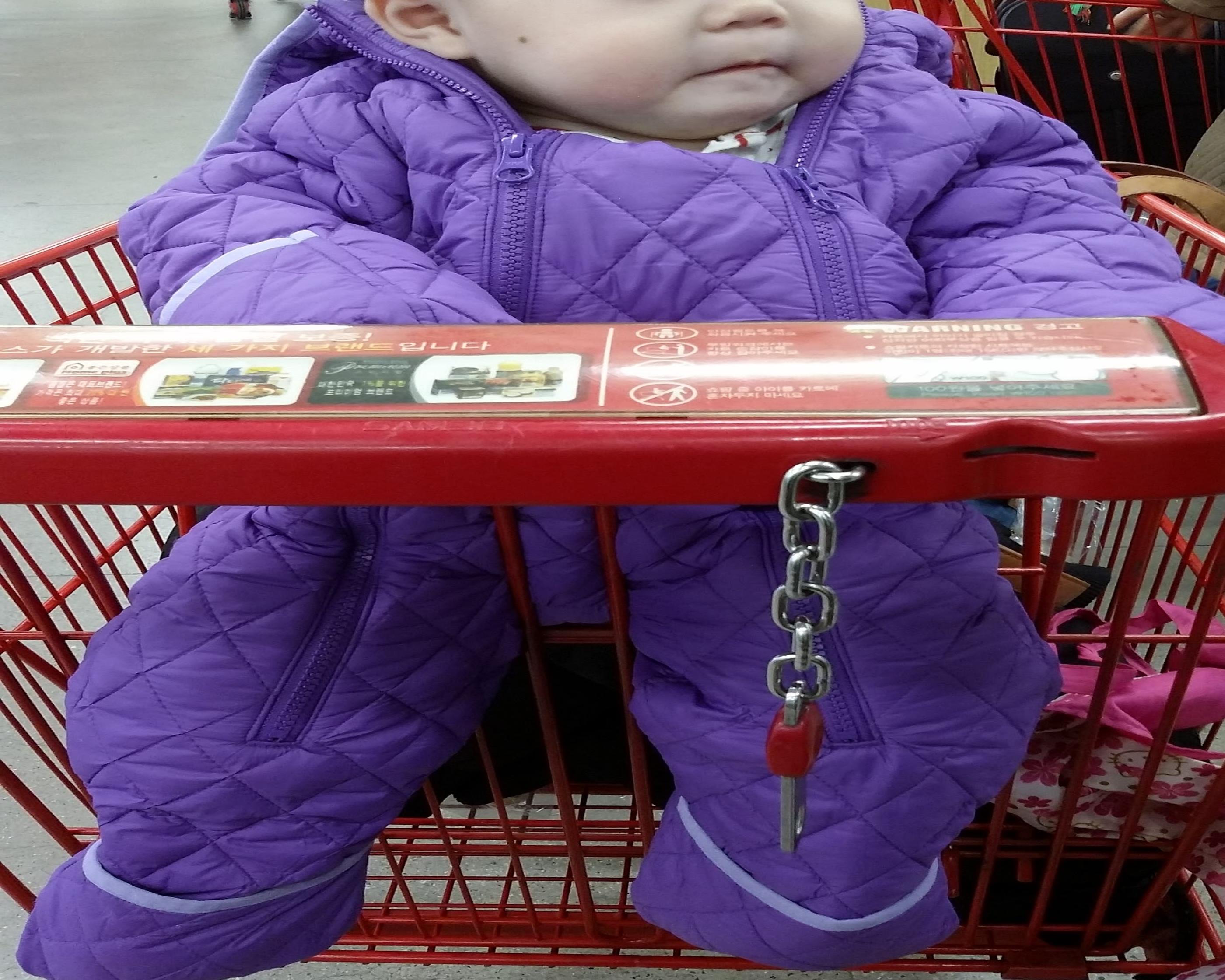 韓国文化、韓国、韓国ハグォン、韓国の塾、韓国の小学生、宇宙服、ウジュボク、韓国の防寒服