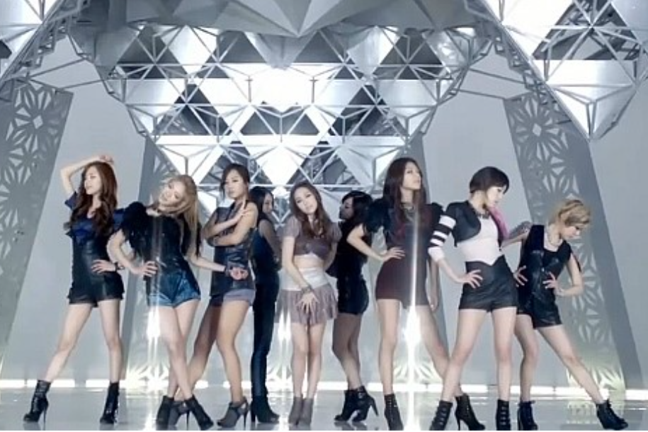 流行,韓国アイドル,アイドル,K-POP,おすすめ,2NE1,10年前