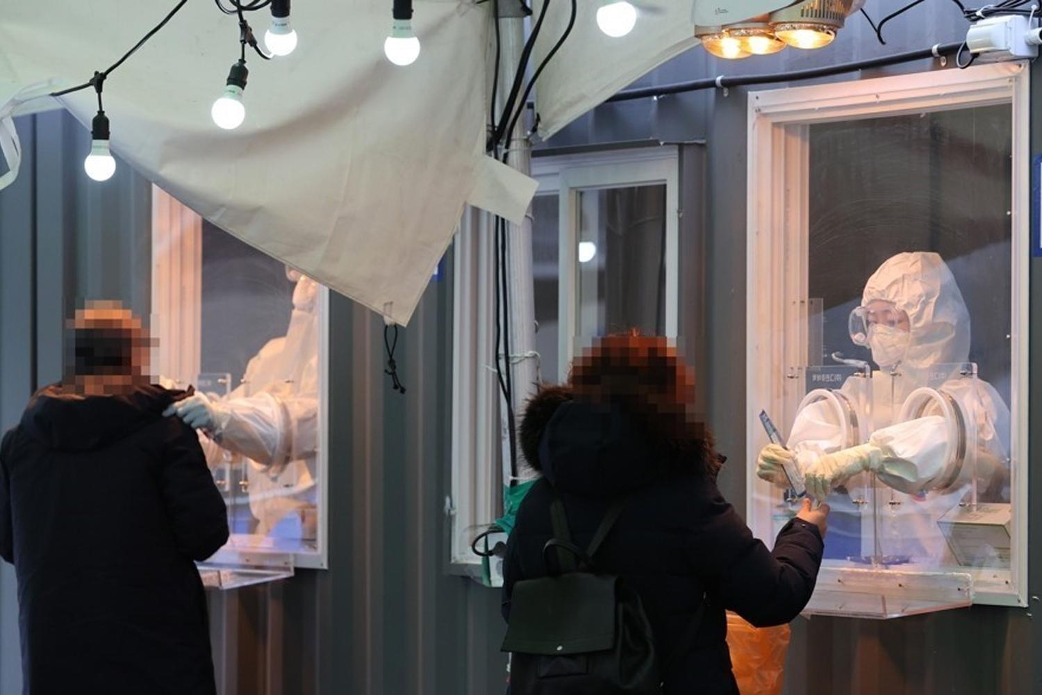 การทดสอบ COVID-19 ภายนอกห้องแลบในเกาหลีใต้