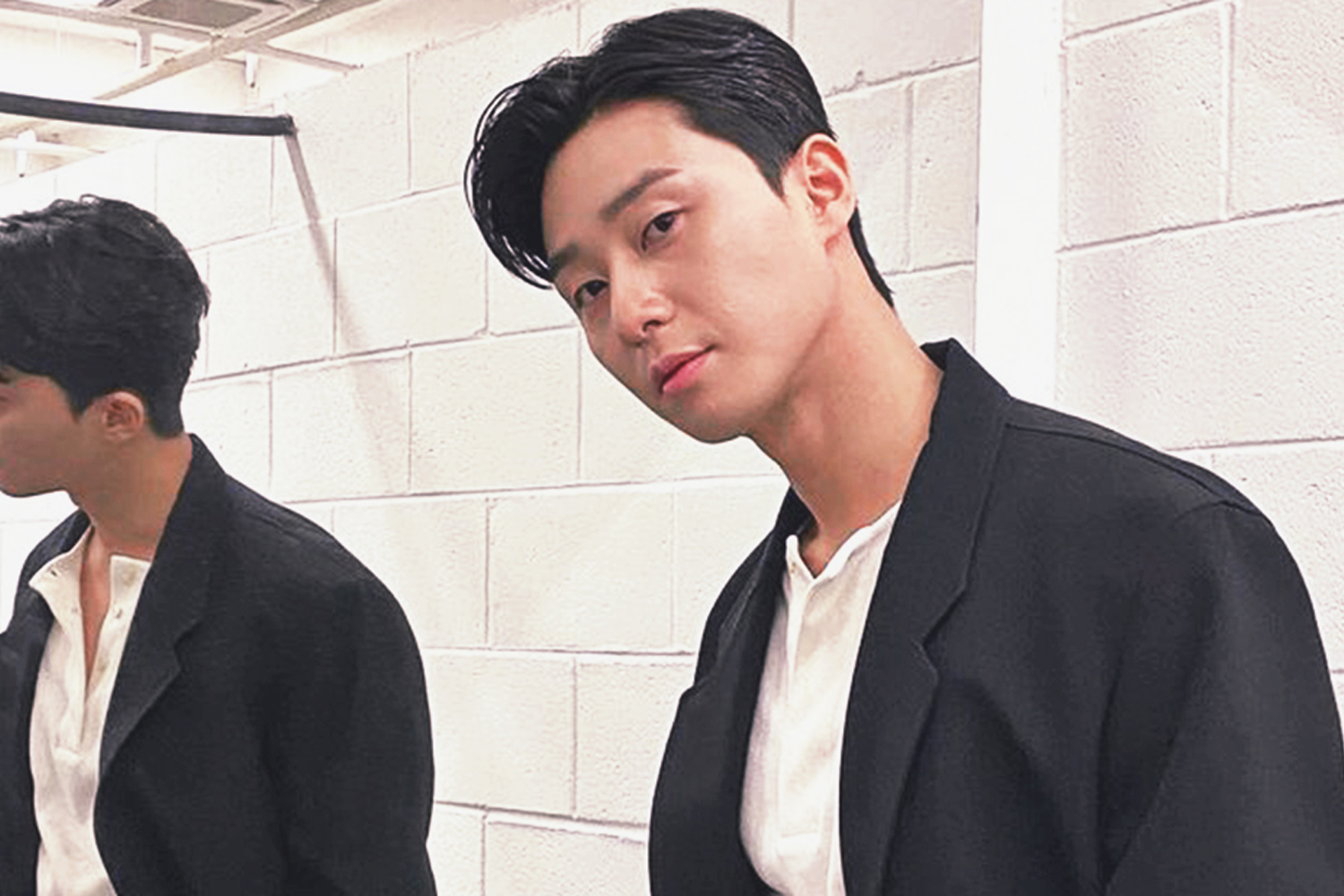 樸敍俊在節目《尹食堂2》展示流利西班牙文，他短時間內學習並應用於節目中，展示語言天賦。