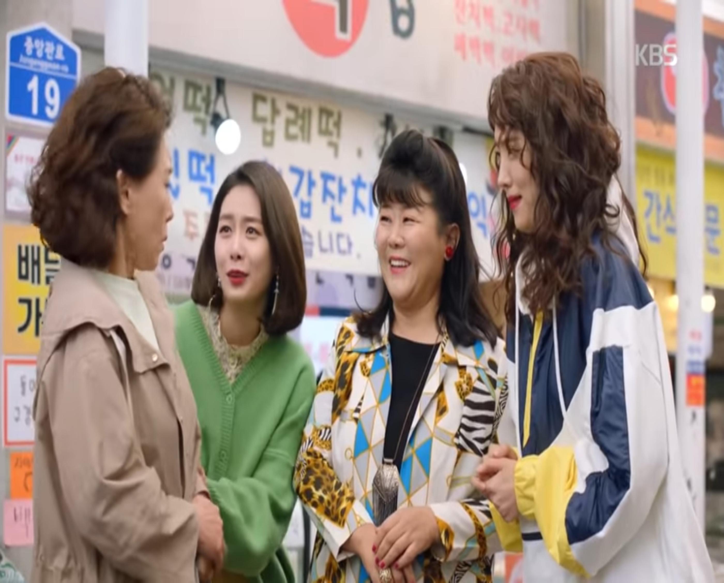 韓国文化、韓国の果物、韓国のみかん、韓国の市場、韓国市場、韓国の餃子、マンドゥ、韓国のゴム手袋、ソルコジ、パンチャン、韓国のおかず