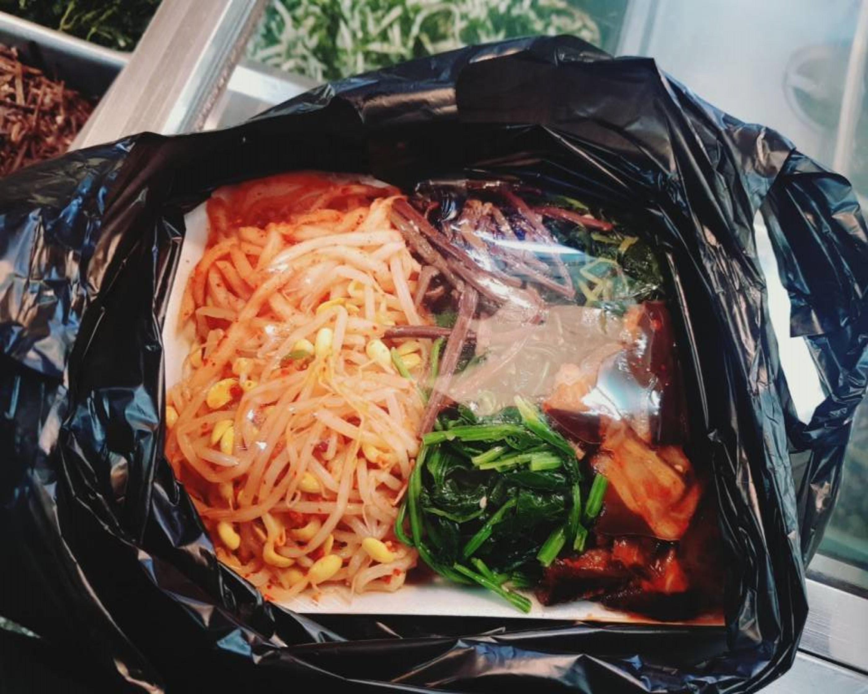 韓国文化、韓国の果物、韓国のみかん、韓国の市場、韓国市場、韓国の餃子、マンドゥ、韓国のゴム手袋、ソルコジ、パンチャン、韓国のおかず