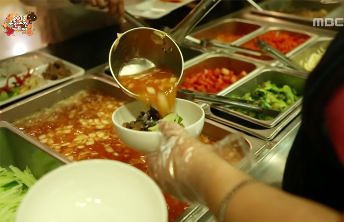 YG娛樂公司餐廳，韓國綜藝節目上的精彩瞬間