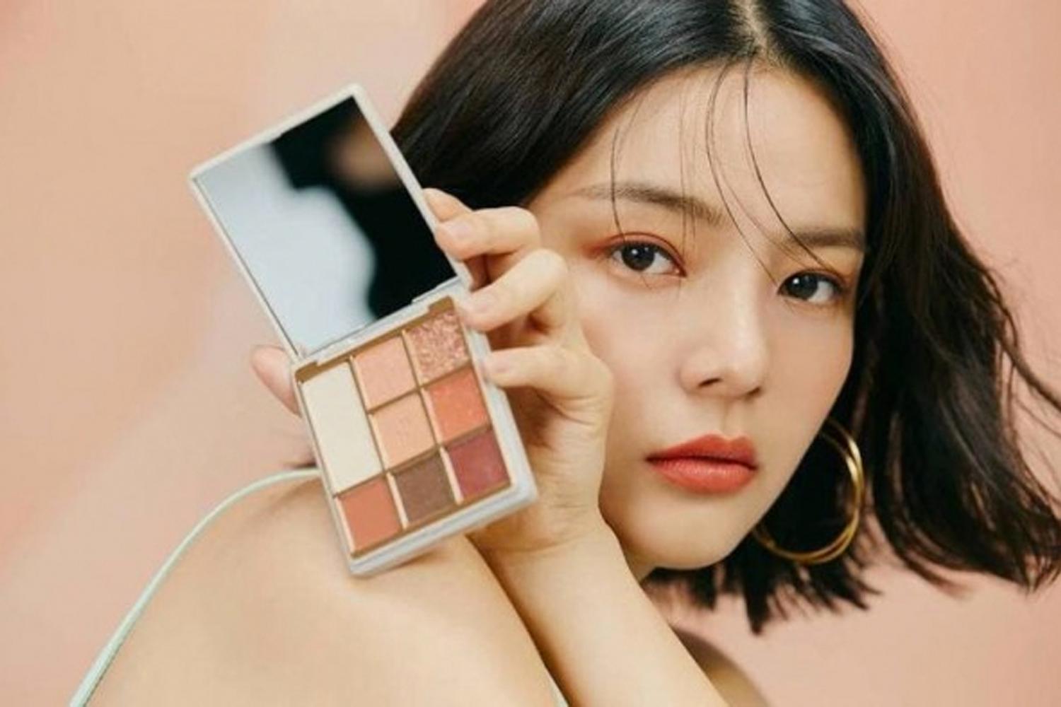 ซองยูจองถ่ายภาพโปรโมตกิจกรรมทางธุรกิจภายใต้สังกัด Sublime Artist Agency