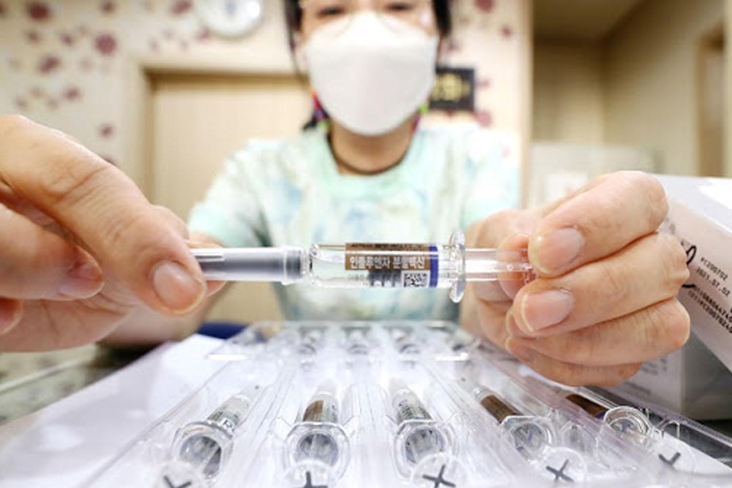 KDCA กล่าวว่าตั้งแต่ไตรมาสที่สองเป็นต้นไปผู้ที่มีอายุ 65 ปีขึ้น