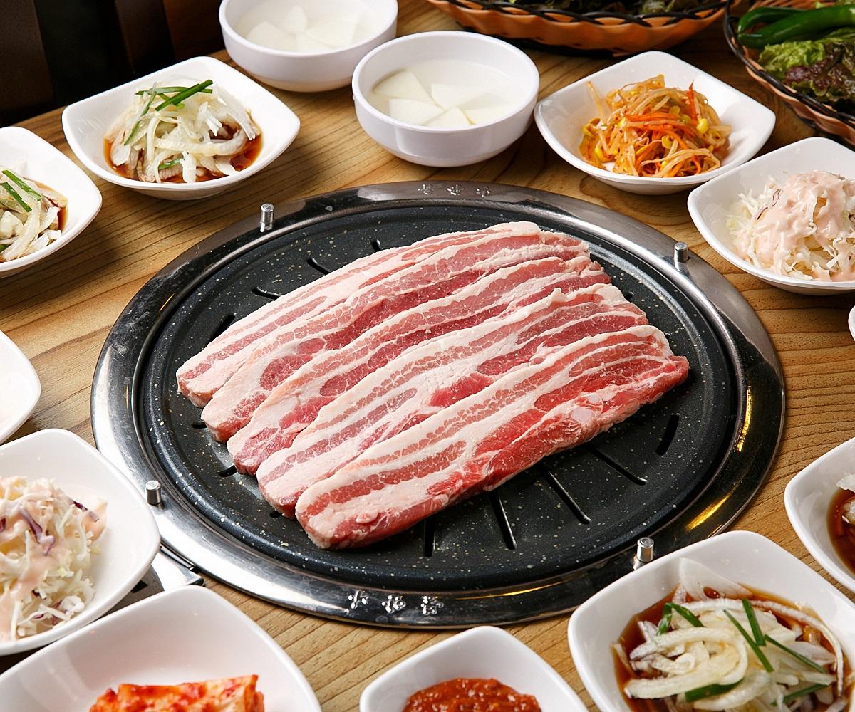 韓国文化、韓国記念日、韓国イベント、韓国カップル、バレンタインデー、ホワイトデー、ブラックデー、ローズデー、ペペロデー、サムギョプサルデー、告白デー