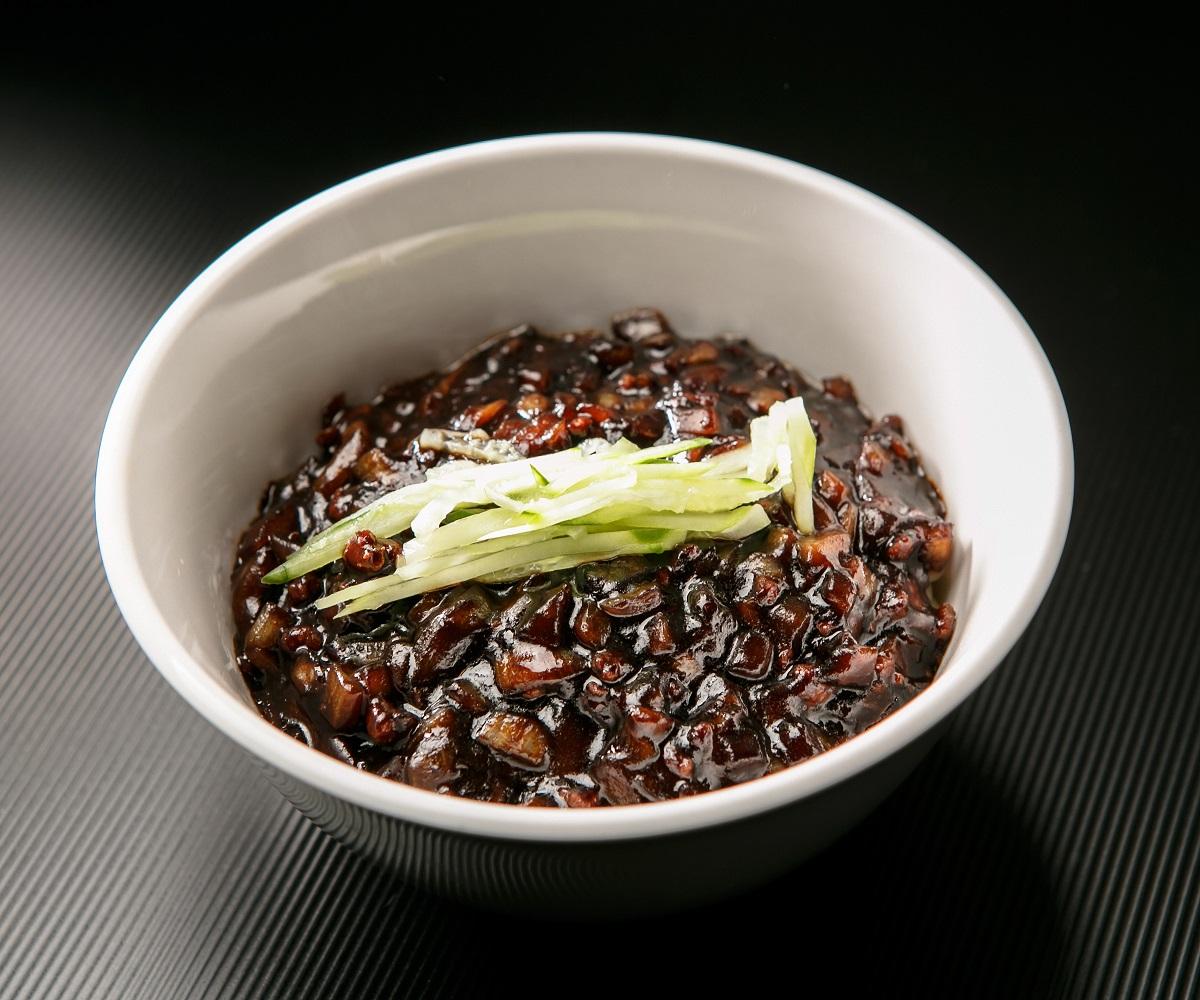 韓国文化、韓国記念日、韓国イベント、韓国カップル、バレンタインデー、ホワイトデー、ブラックデー、ローズデー、ペペロデー、サムギョプサルデー、告白デー