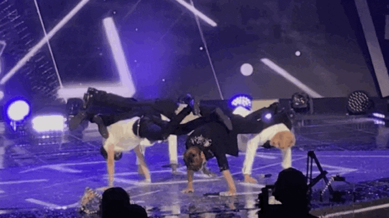 韓国、ミュージックバンク、エムネット、Mnet、韓国アイドル、KPOP、アイドル公約、公約、1位、バンタン、防弾少年団、BTS、逆立ち、人間橋、ファサ、モッパン、チョンハマネージャー、チョンハ、マネージャー、サムルノリ