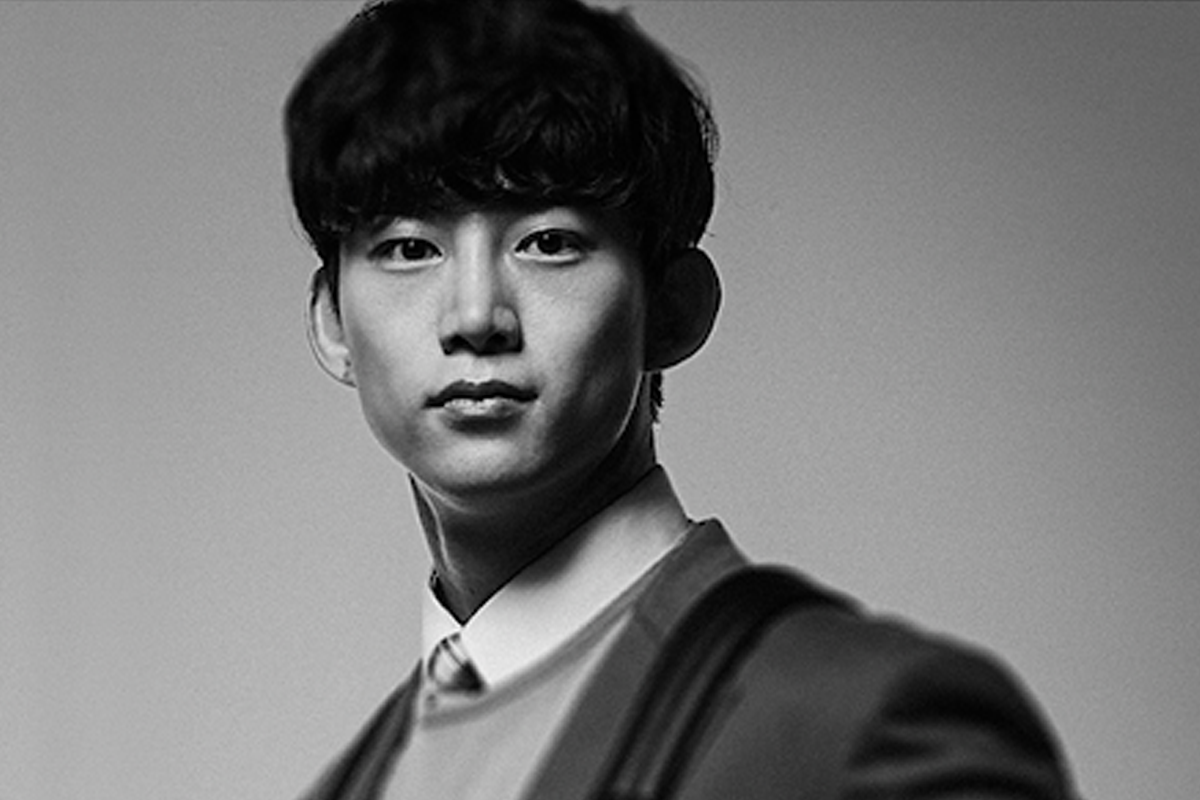 Ok Taec-yeon's black and white photo on K-drama Vincenzo