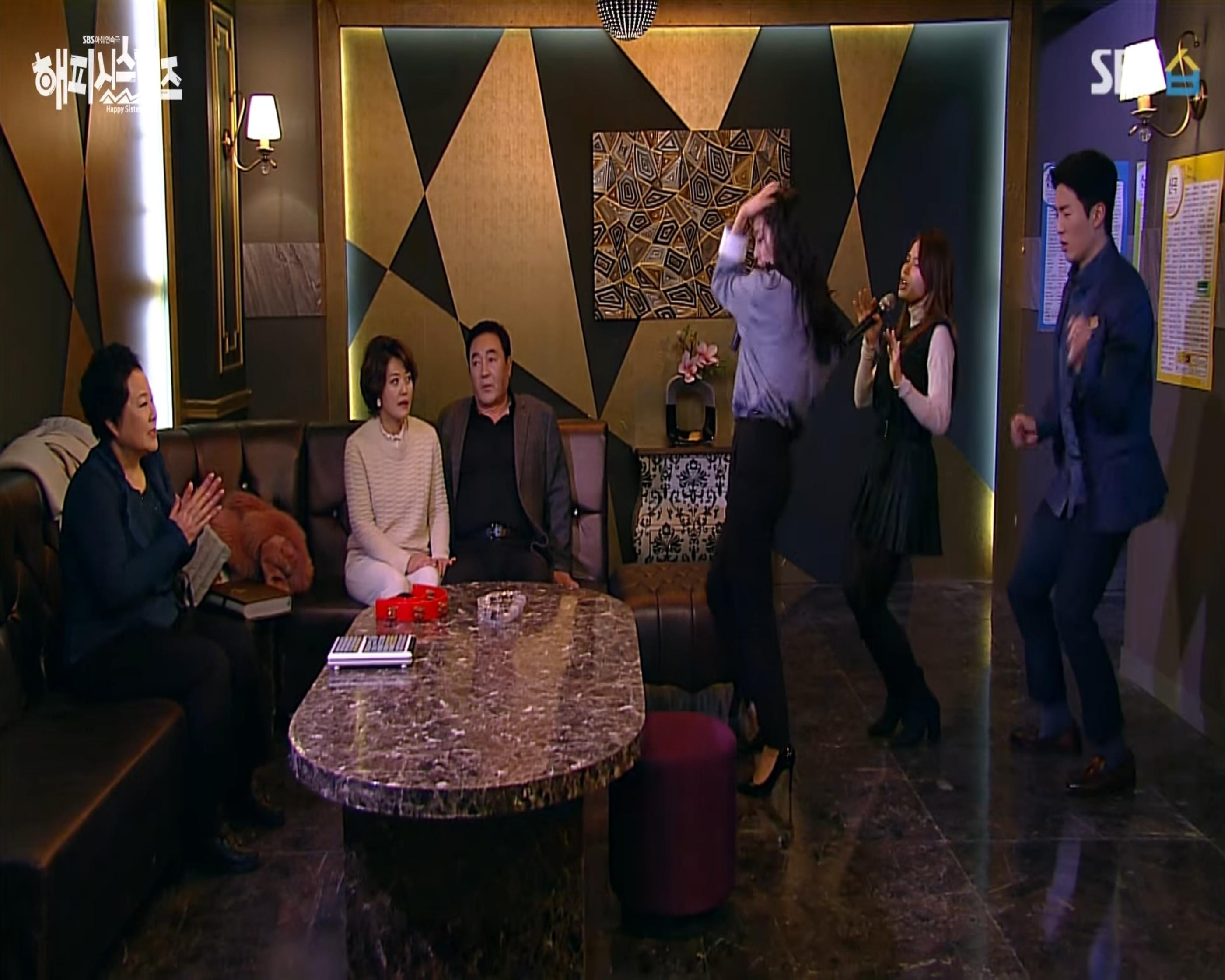 韓国文化、一度行ってきました。韓国ドラマ、韓国のスマホ、韓国人電話好き、韓国の文化、韓国料理、ノレバン