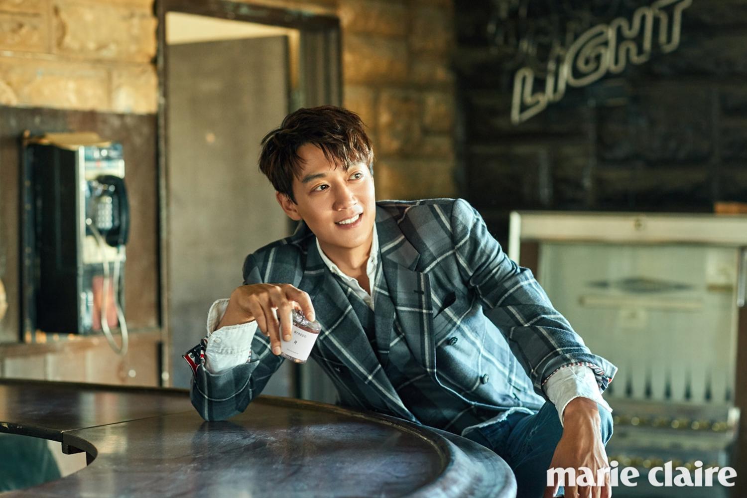 คิมแรวอน นักแสดงเกาหลีใต้ในบรรยากาศที่มีเอกลักษณ์ในคังนึง