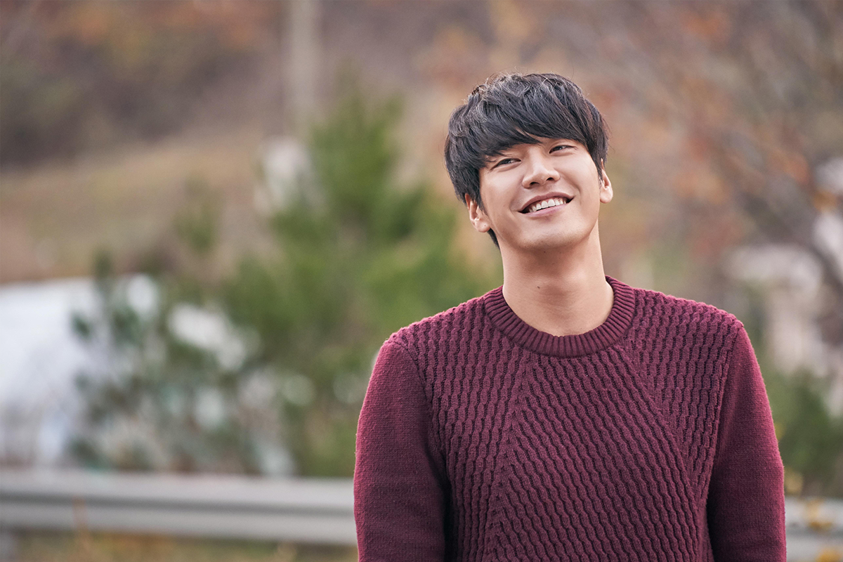 韓國演員金英光，展示他的出身背景以及在仁川的成長故事。