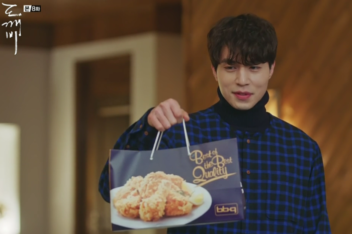 韓国ドラマでの広告バッグを持つシーン