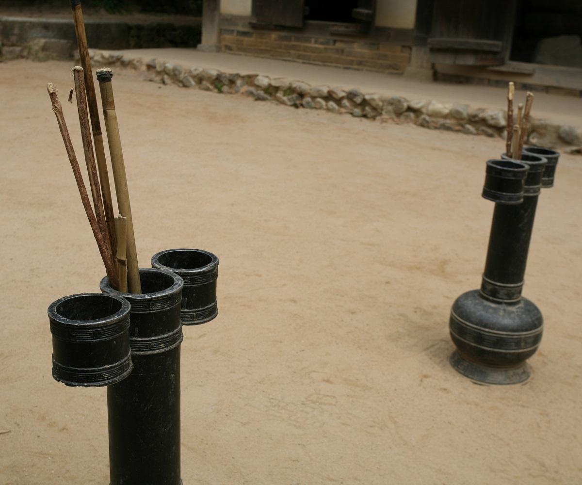 韓国文化、韓国伝統、韓国伝統文化、韓国伝統遊び、トゥホ、タクチギ、コンギ、チェギチャギ、ユンノリ、名節、韓国名節