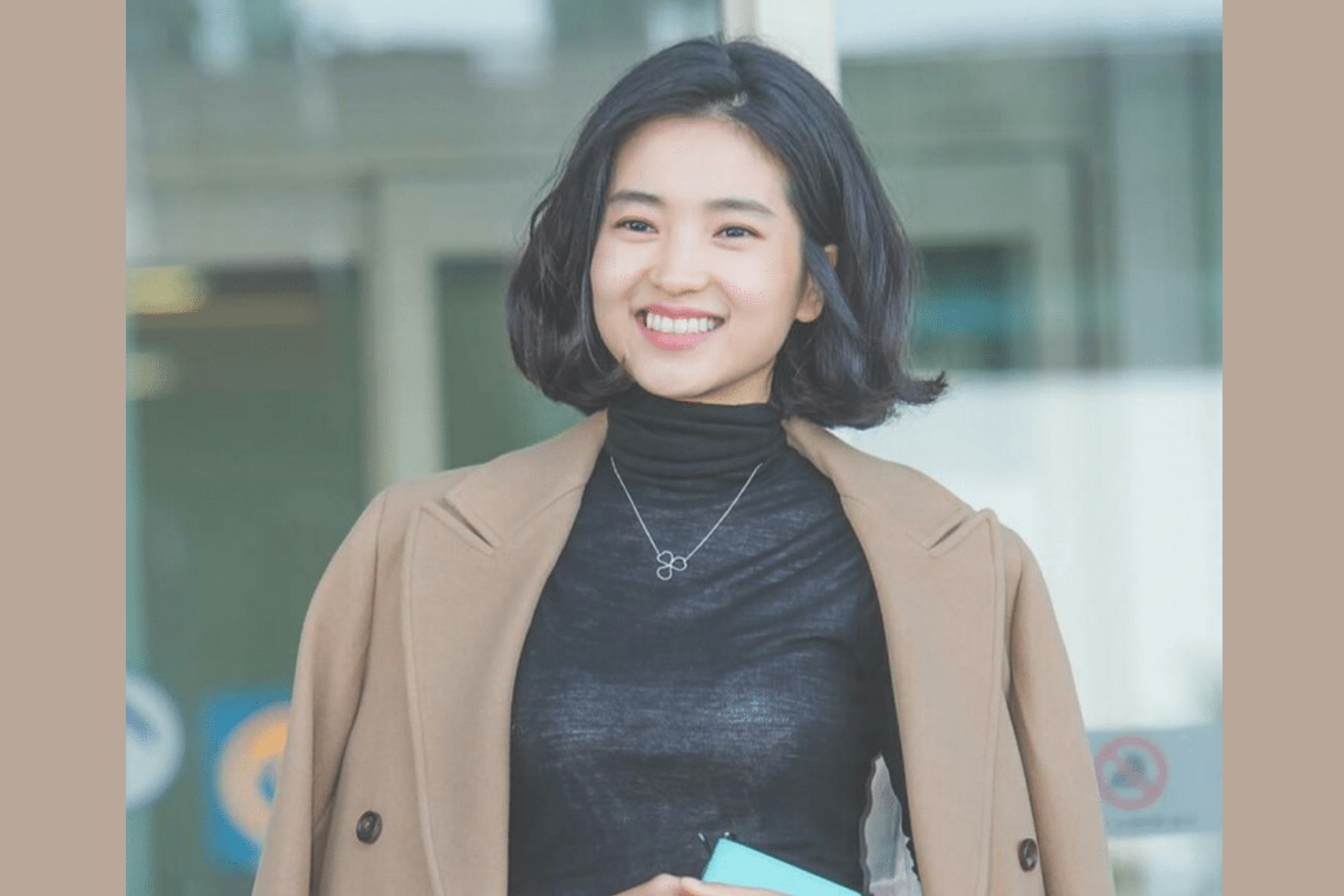 韓国、韓国ファッション、韓国ヘア、韓国ヘアスタイル、韓国ヘアカタログ、韓国女優髪、韓国女優、髪、ヘアスタイル、ヘア、韓国ムルギョル、ムギョルパーマ、ムルギョルパーマ、韓国パーマ、韓国美容室、韓国美容院、韓国カット、ショートヘア、ショート、Cカール、パクシネ、カンハンナ、ハンヒョジュ、IU、ヘリ、コジュニ、ソンヘギョ、ハンソヒ、キムテリ