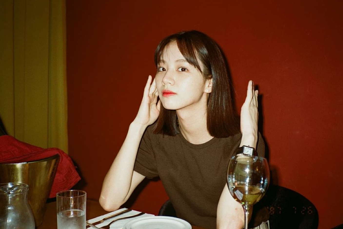 韓国、韓国ファッション、韓国ヘア、韓国ヘアスタイル、韓国ヘアカタログ、韓国女優髪、韓国女優、髪、ヘアスタイル、ヘア、韓国ムルギョル、ムギョルパーマ、ムルギョルパーマ、韓国パーマ、韓国美容室、韓国美容院、韓国カット、ショートヘア、ショート、Cカール、パクシネ、カンハンナ、ハンヒョジュ、IU、ヘリ、コジュニ、ソンヘギョ、ハンソヒ、キムテリ