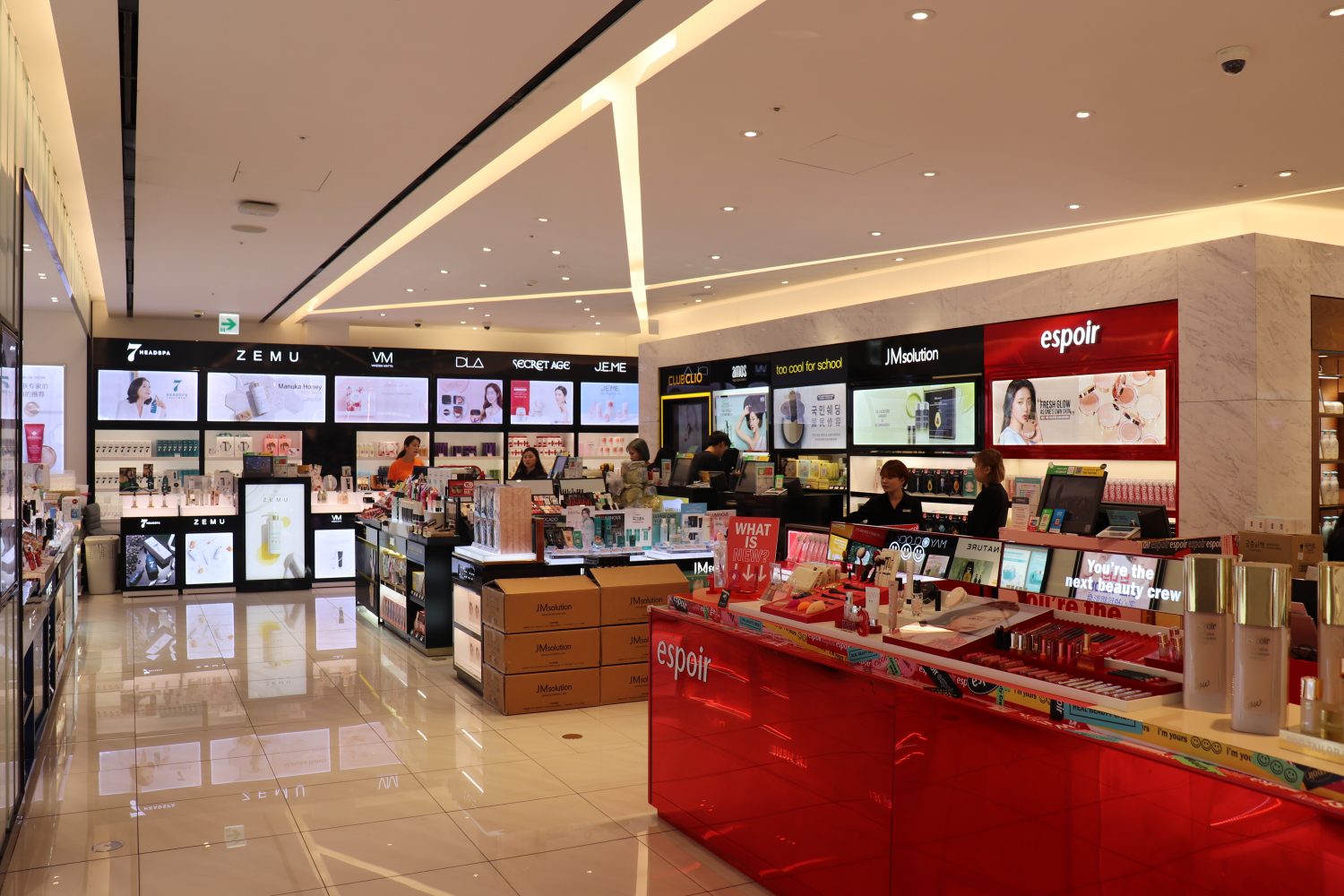 ソウル ショッピング ショッピング名所 免税店 明洞 明洞ショッピング 釜山 釜山ショッピング 新世界免税店 新世界百貨店 韓国免税店