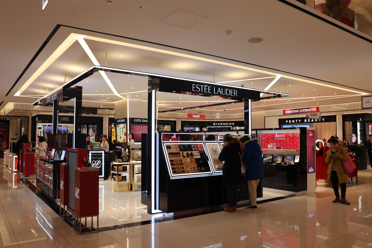 ソウル ショッピング ショッピング名所 免税店 明洞 明洞ショッピング 釜山 釜山ショッピング 新世界免税店 新世界百貨店 韓国免税店