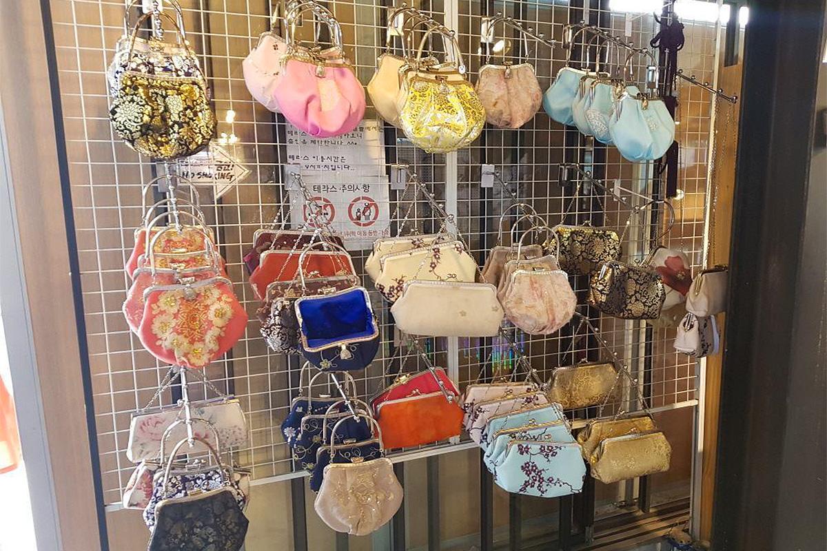 韓服 景福宮韓服 韓国旅行 韓服男 Hanboknam 景福宮 昌徳宮 全州韓屋村 韓服レンタル店 韓服体験