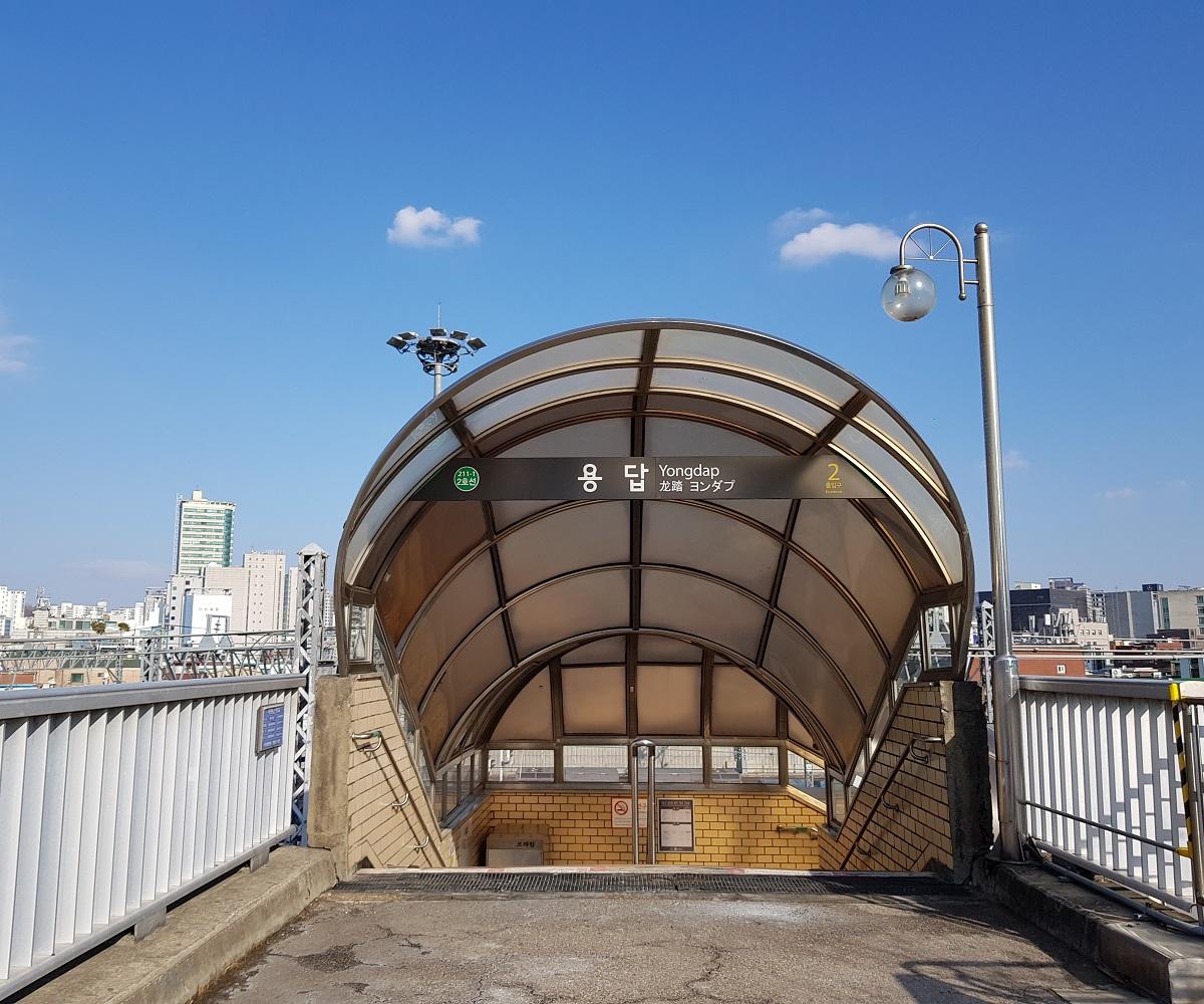 トッケビ、韓国ドラマ、韓国ドラマロケ地、トッケビロケ地、トッケビ撮影地、ソウル、ソウル旅行、韓国旅行、ソウル観光、トッケビツアー、コン・ユ、キム・ゴウン、イ・ドンウク、ユ・インナ、BBQチキン、BBQチキンデリバリー、ユク・ソンジェ、徳寿宮