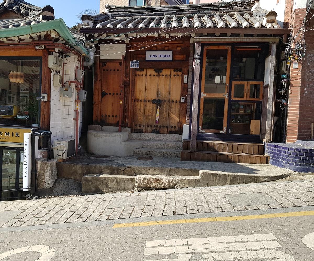 トッケビ、韓国ドラマ、韓国ドラマロケ地、トッケビロケ地、トッケビ撮影地、ソウル、ソウル旅行、韓国旅行、ソウル観光、トッケビツアー、コン・ユ、キム・ゴウン、イ・ドンウク、ユ・インナ、BBQチキン、BBQチキンデリバリー、ユク・ソンジェ、徳寿宮