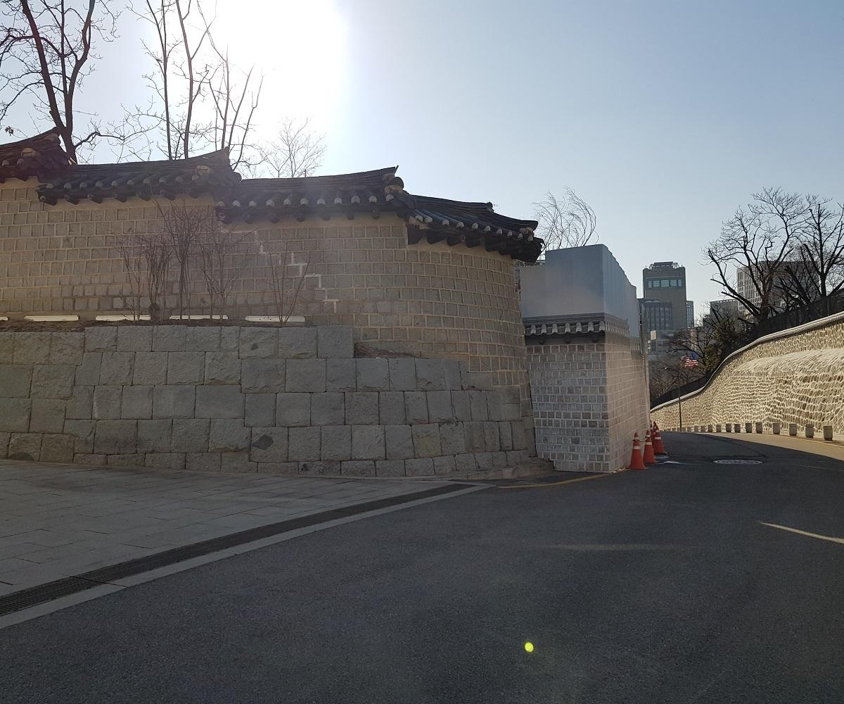 トッケビ、韓国ドラマ、韓国ドラマロケ地、トッケビロケ地、トッケビ撮影地、ソウル、ソウル旅行、韓国旅行、ソウル観光、トッケビツアー、コン・ユ、キム・ゴウン、イ・ドンウク、ユ・インナ、BBQチキン、BBQチキンデリバリー、ユク・ソンジェ、徳寿宮