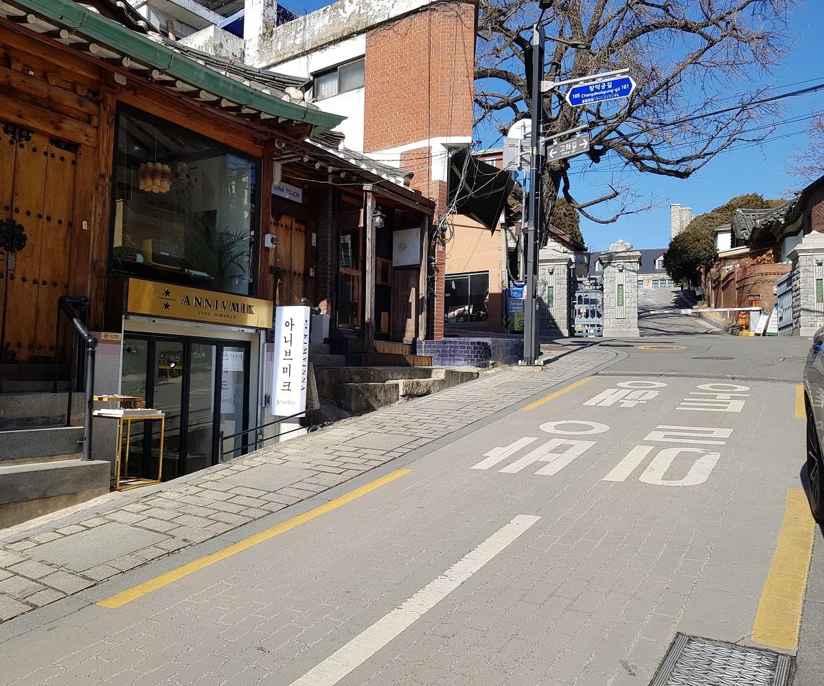 トッケビ、韓国ドラマ、韓国ドラマロケ地、トッケビロケ地、トッケビ撮影地、ソウル、ソウル旅行、韓国旅行、ソウル観光、トッケビツアー、コン・ユ、キム・ゴウン、イ・ドンウク、ユ・インナ、BBQチキン、BBQチキンデリバリー、ユク・ソンジェ、徳寿宮